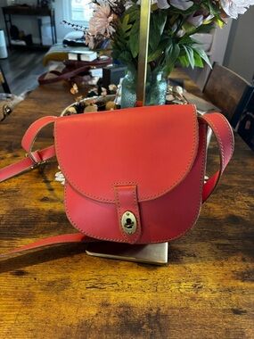 Fossil Coral Leather Saddle Bag Crossbody Small Turnlock